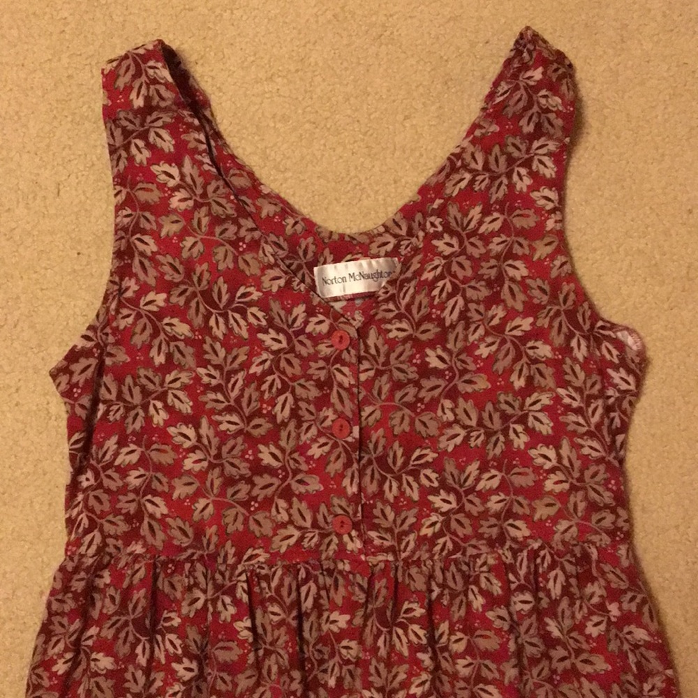 Red leaf detail dress